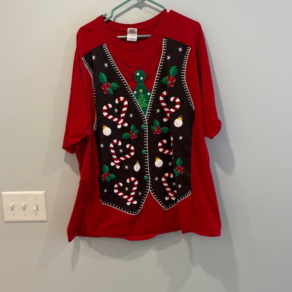 Gildan Heavy Cotton Red T-Shirt